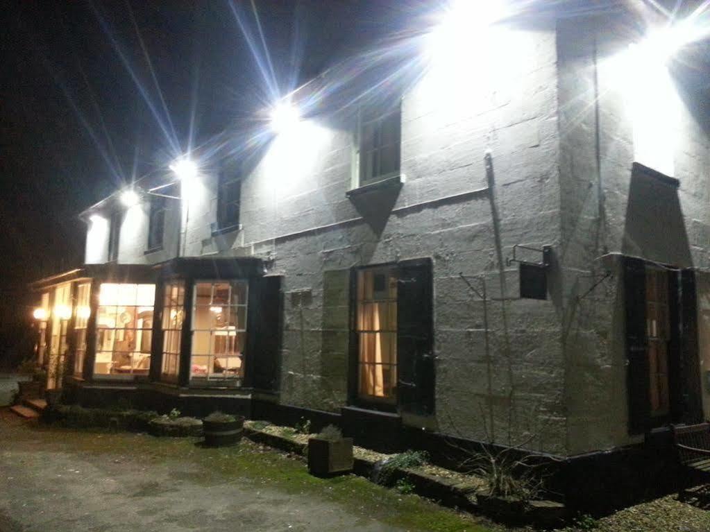 Bed and Breakfast The Penruddocke Arms Dinton  Esterno foto