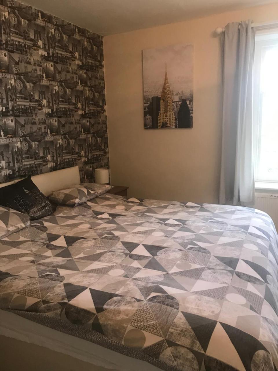 Bed and Breakfast The Penruddocke Arms Dinton  Esterno foto